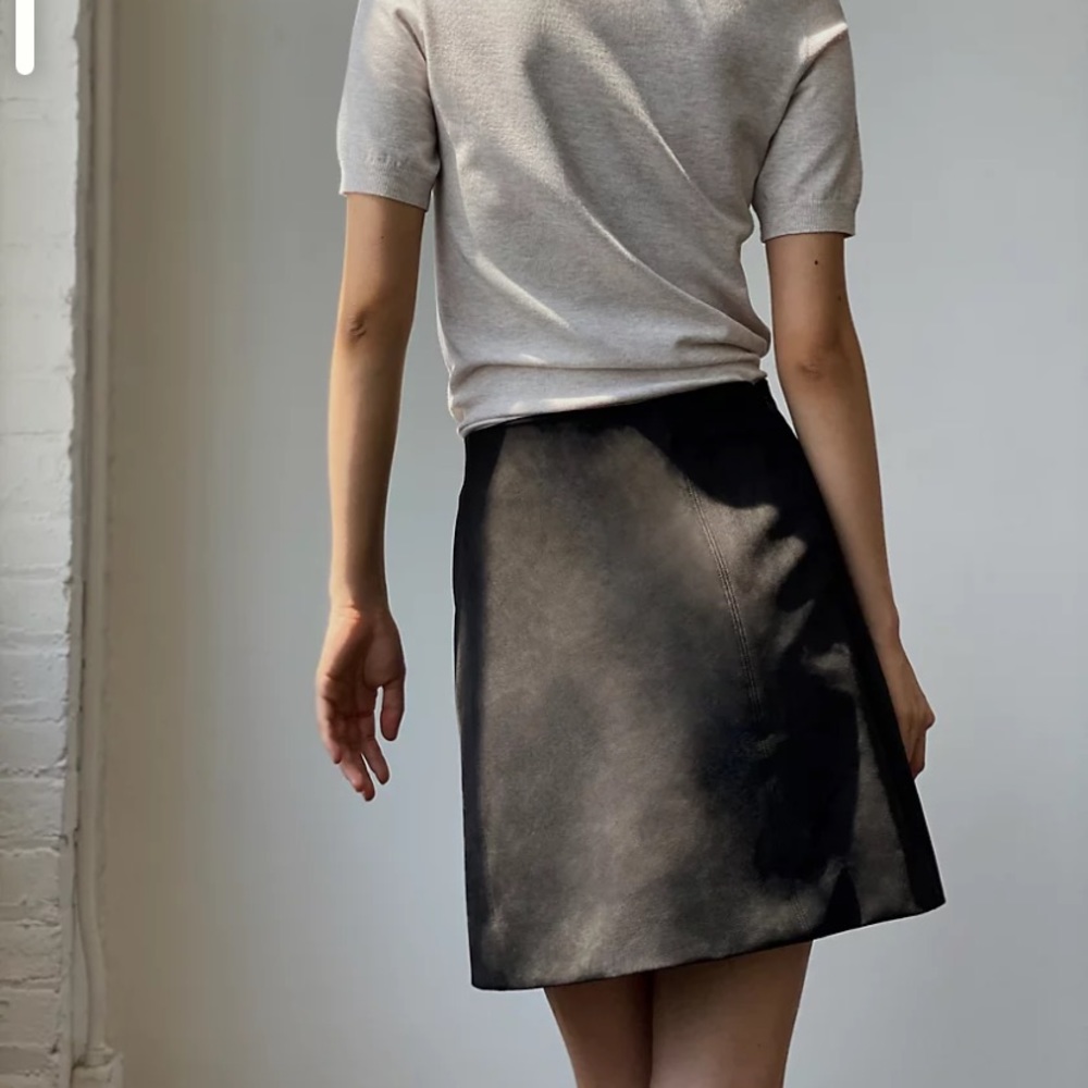 Aritzia/Babaton vegan suede skirt, size 0
